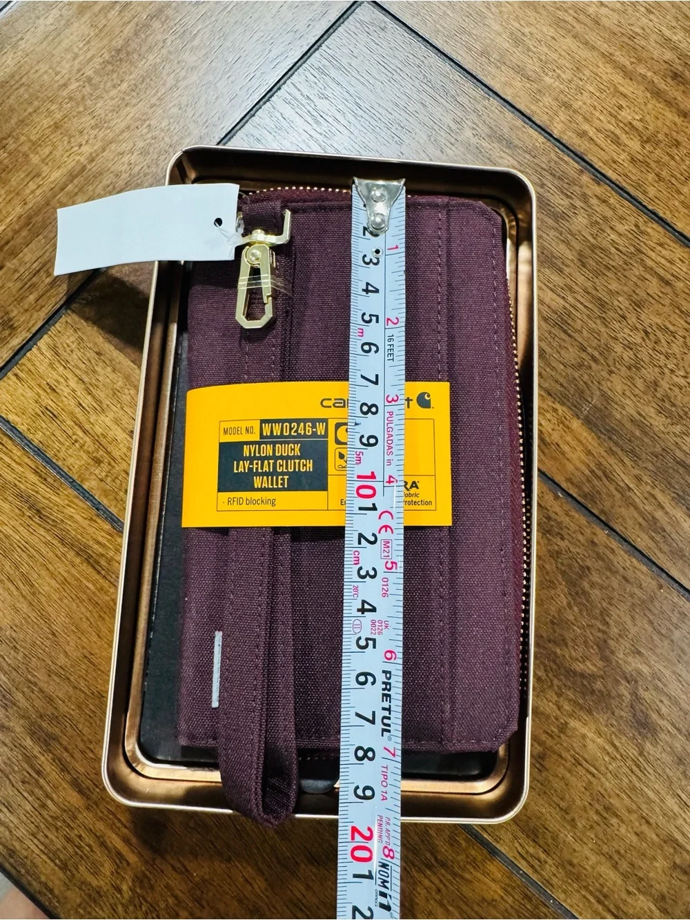 Carhartt Nylon Duck Lay-Flat Clutch Wallet RFID Burgundy NWT Tin Gift Box